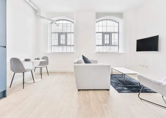 Modern 2 Bedroom Apartment In Central Nottingham
