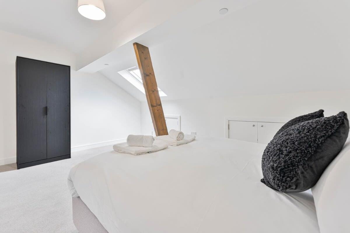 Apartamento Modern 2 Bedroom In *